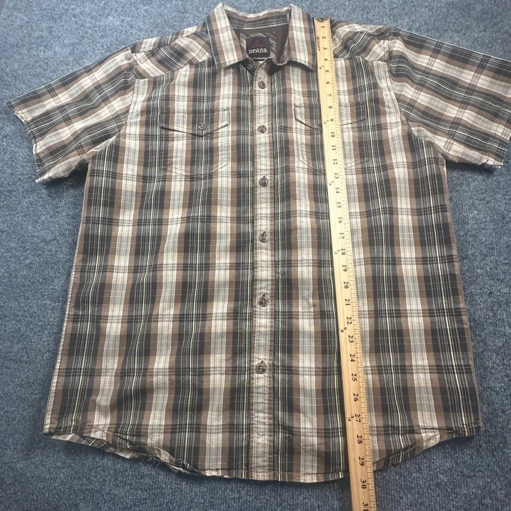 Prana Men's XL Organic Cotton Blend‎ Plaid Short Sleeve Button Up Shirt